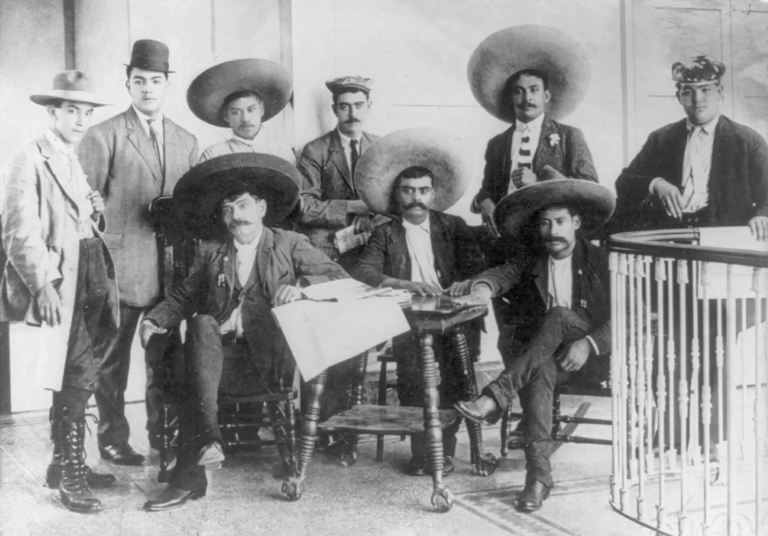 Emiliano-Zapata-staff-1912